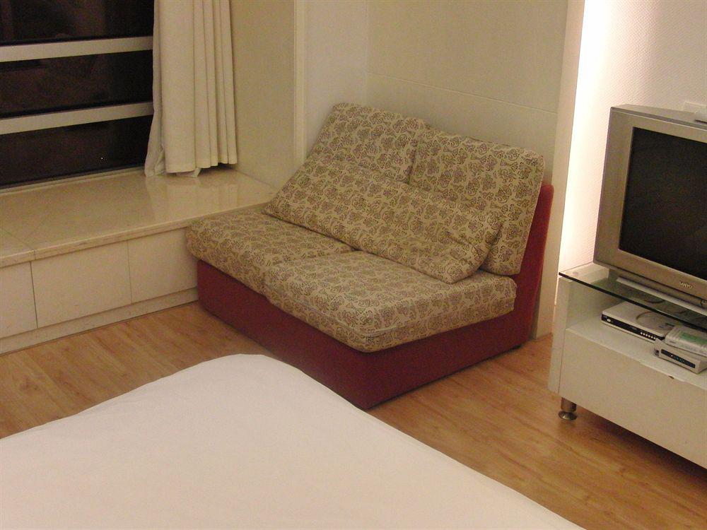 Mayson Shanghai Zhongshan Park Serviced Apartment Exterior photo